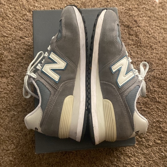 New Balance | Pre-loved History Class 574s Classics - Picture 7 of 11